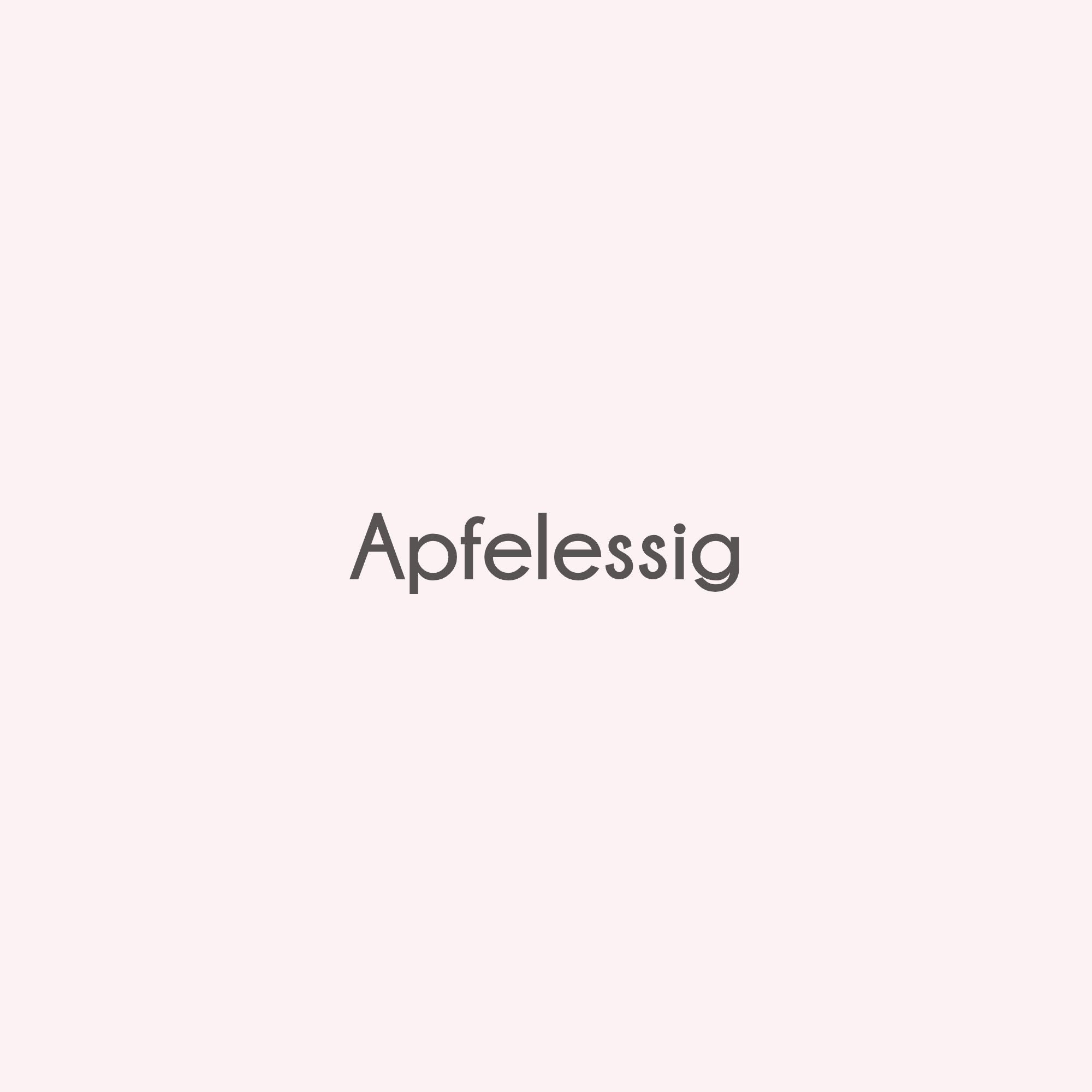 Apfelessig (사과식초) ist ein natürlicher Inhaltsstoff aus fermentierten Äpfeln, der durch seine Alpha-Hydroxysäuren (AHA) und antimikrobiellen Eigenschaften für sanfte Exfoliation und pH-Balance in der K-Beauty geschätzt wird.