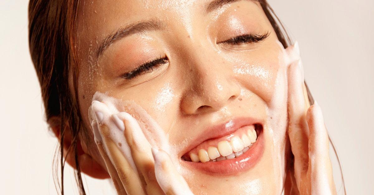 Strahlende Haut in 4 Schritten: Die koreanische Gesichtsreinigung für ein frisches Hautgefühl